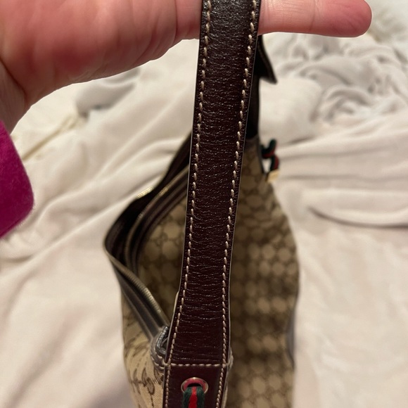 Gucci Hobo Bag. Medium Sized. - Picture 12 of 13